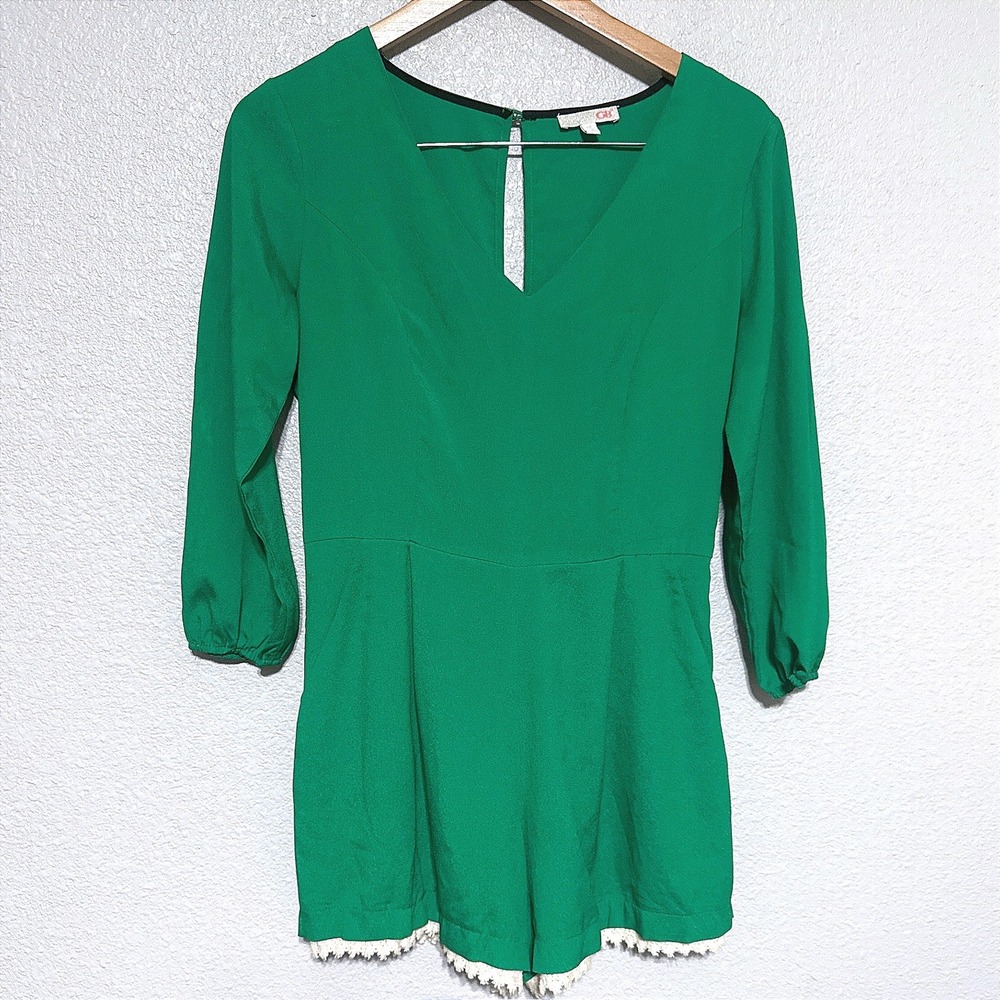 GB Green V-Neck Long Sleeve Summer Romper Med Crochet Resort Festival Boho Vaca